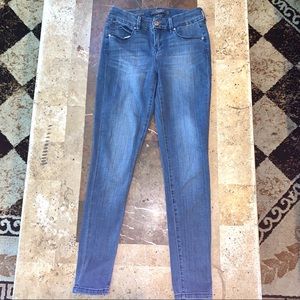 Women’s SZ 4 THE LIMITED Skinny Stretch Jeans